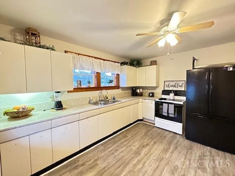 7560 Pippin Road, Colerain Township, OH 45239 Photo 9