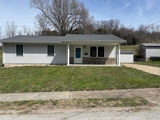 406 Riverside Street  Hannibal, MO 63401