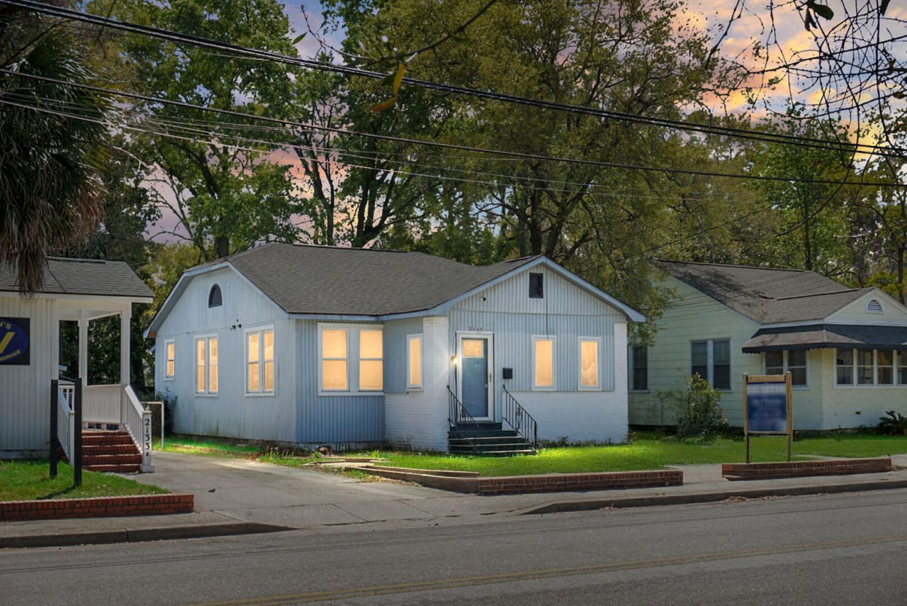 2135 Dorchester Road Photo 7