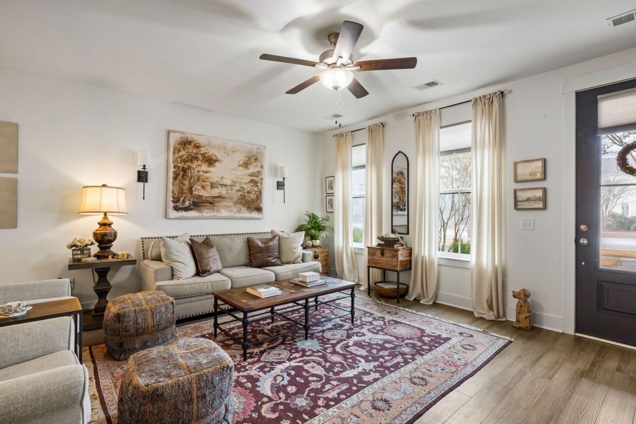 267 Summers Drive Photo 11