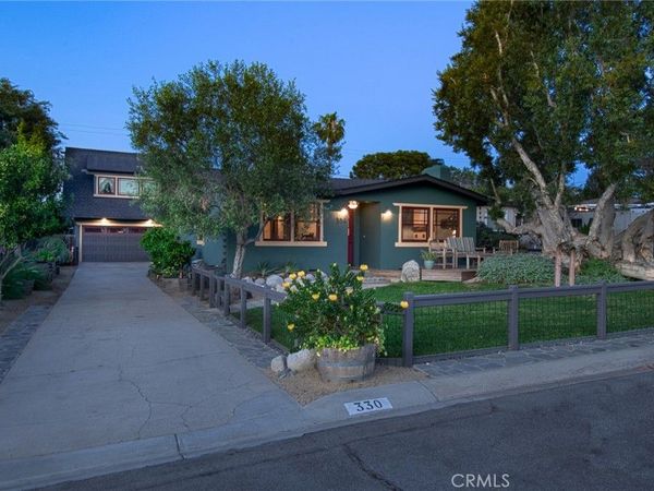 330 Colleen Place, Costa Mesa, CA 92627