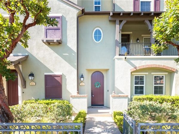 710 E Valencia, Anaheim, CA 92805