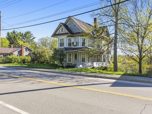 79 Pittsfield Avenue, Hartland, ME 04943