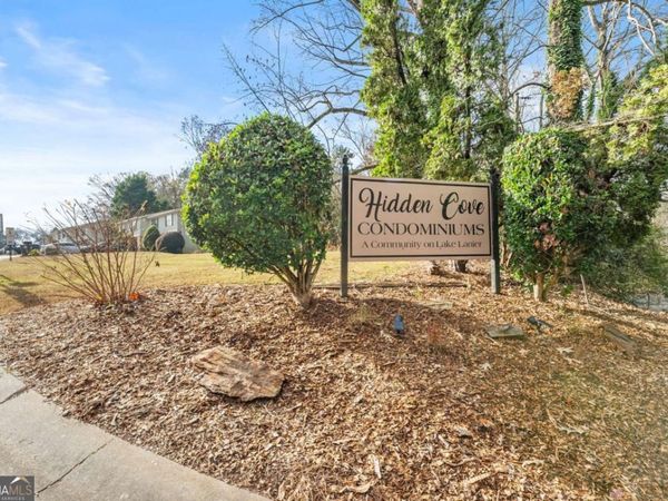 2486 Hidden Cove Court, Gainesville, GA 30501