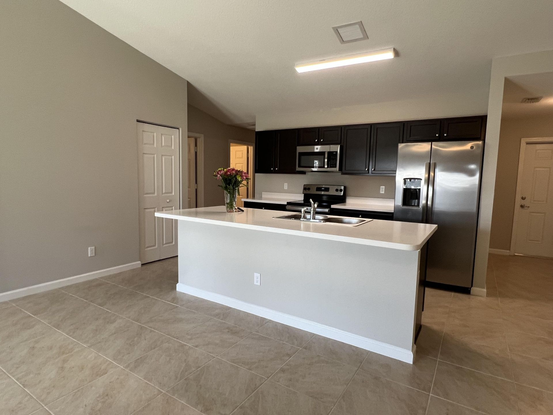 5865 NW Mesa Circle, Port Saint Lucie, FL 34986 Photo