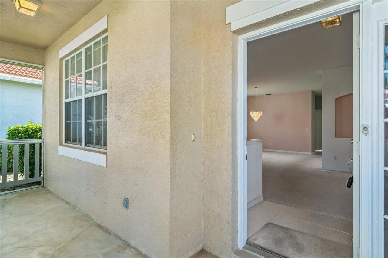 870 NW Sorrento Lane, Port Saint Lucie, FL 34986 Photo