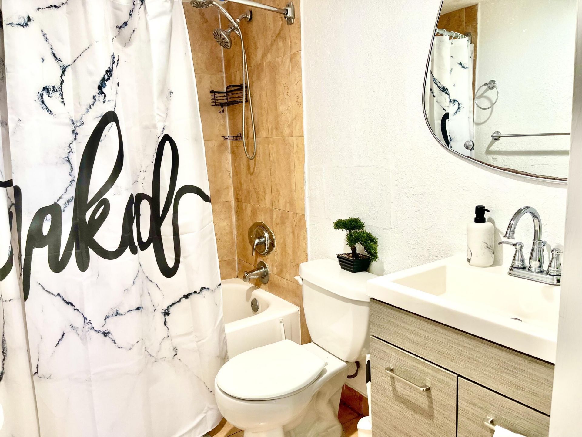 4172 Inverrary Drive, Unit 507, Lauderhill, FL 33319 Photo