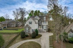 9 N Woodburn Lane photo 4