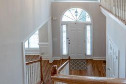 9 N Woodburn Lane photo 4