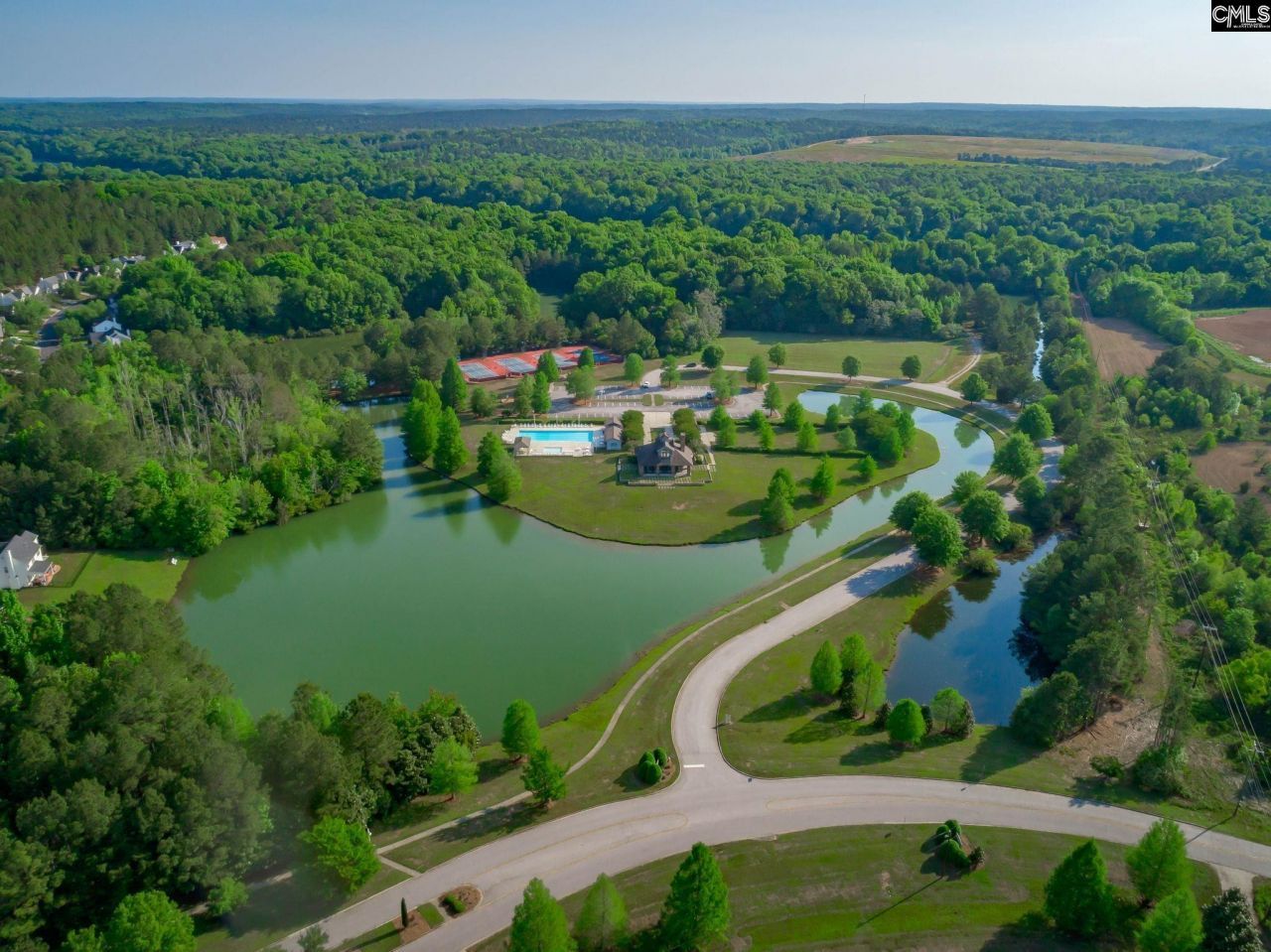 9 N Woodburn Lane Photo 38