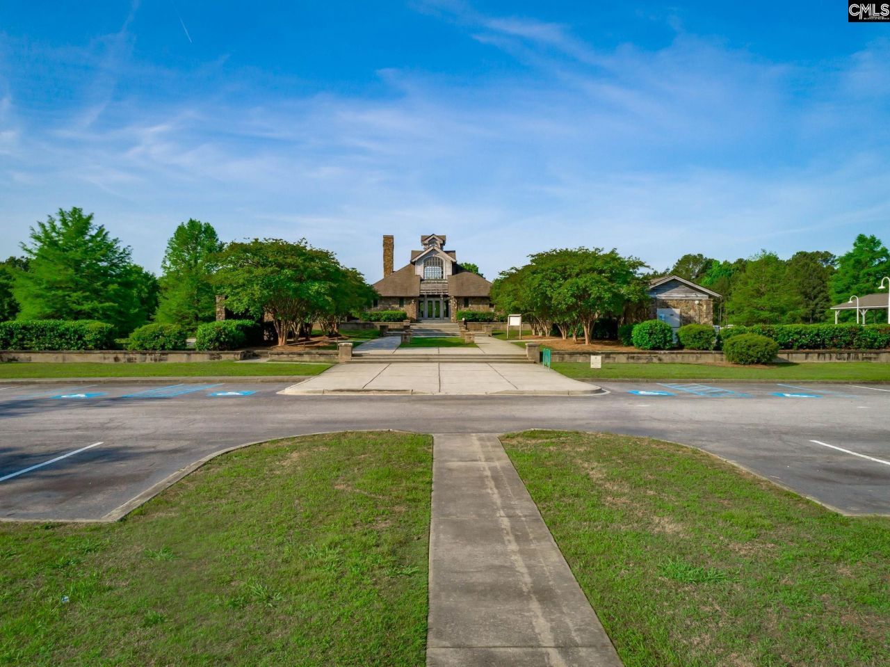 9 N Woodburn Lane Photo 39