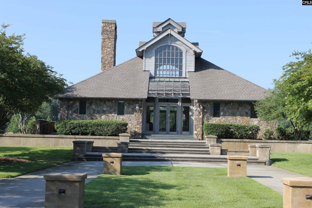 9 N Woodburn Lane Photo 40