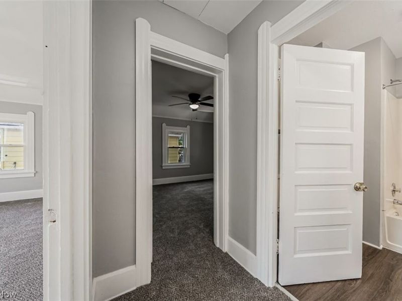 703 E River Street, Elyria, OH 44035 Photo 14