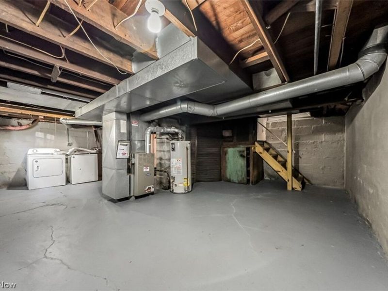 703 E River Street, Elyria, OH 44035 Photo 23