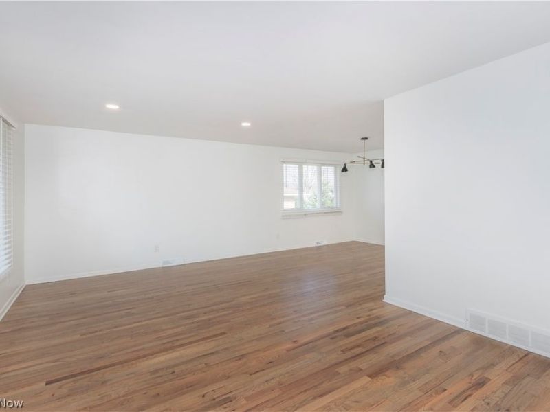 657 Lander Drive, Highland Heights, OH 44143 Photo 13