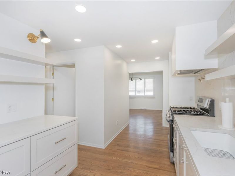 657 Lander Drive, Highland Heights, OH 44143 Photo 6