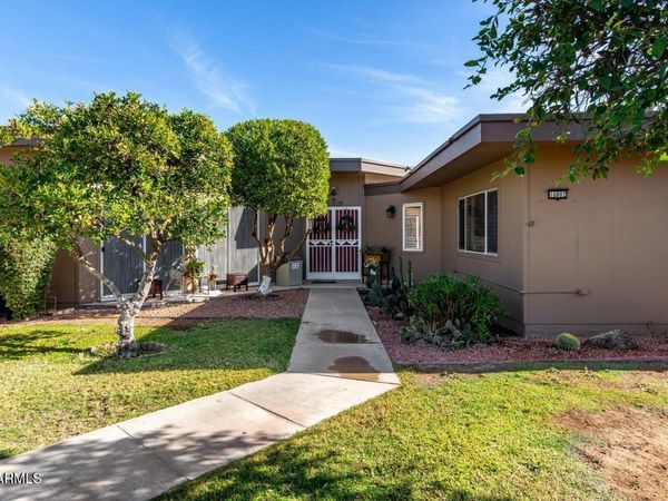 10802 W THUNDERBIRD Boulevard, Sun City, AZ 85351