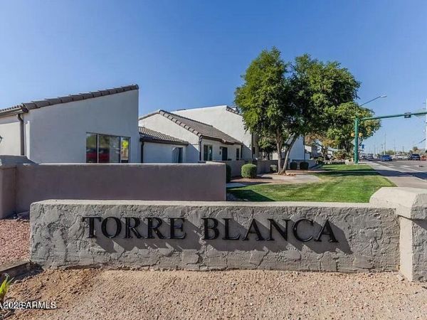 1125 E KALER Drive, Phoenix, AZ 85020