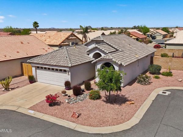 11616 W BUCK MOUNTAIN Court, Surprise, AZ 85378