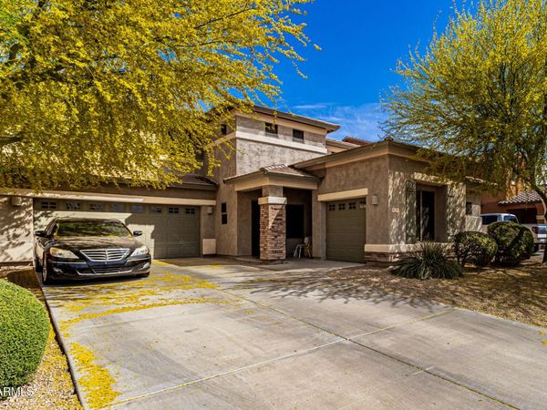 8201 S 51ST Drive, Laveen, AZ 85339