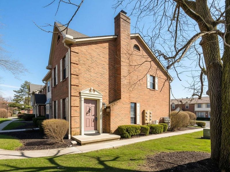 2391 Bethel Road , Columbus, OH 43220 Photo 2