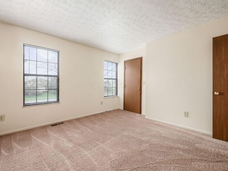 2391 Bethel Road , Columbus, OH 43220 Photo 24