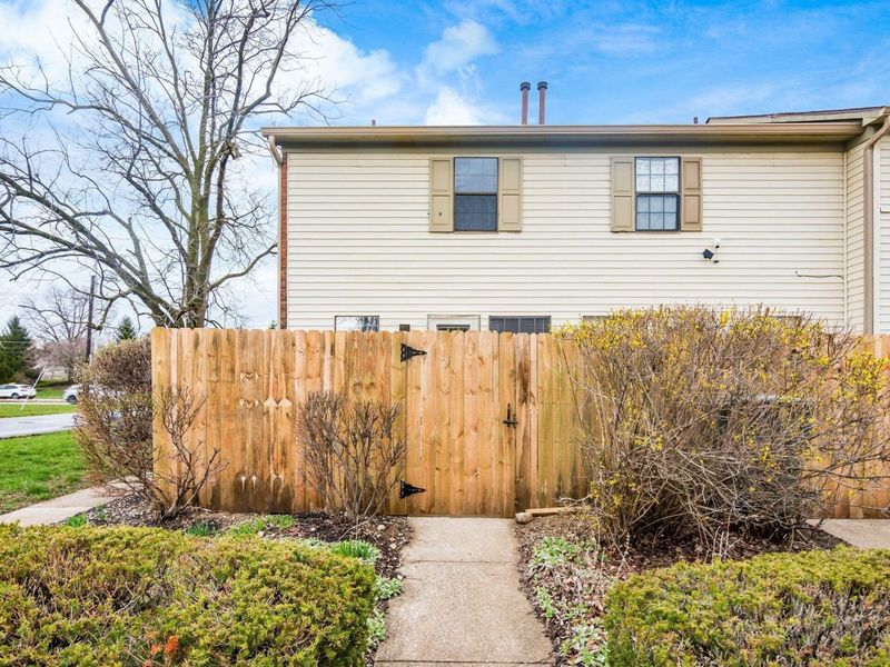 2391 Bethel Road , Columbus, OH 43220 Photo 4