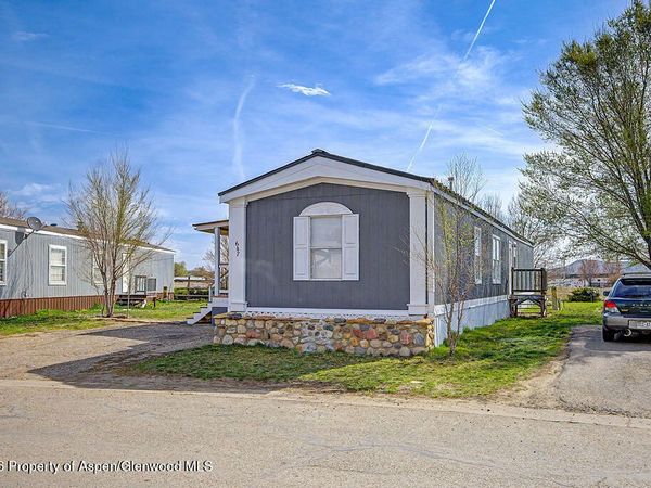 925 W 1st Street, Unit 607, Craig, CO 81625