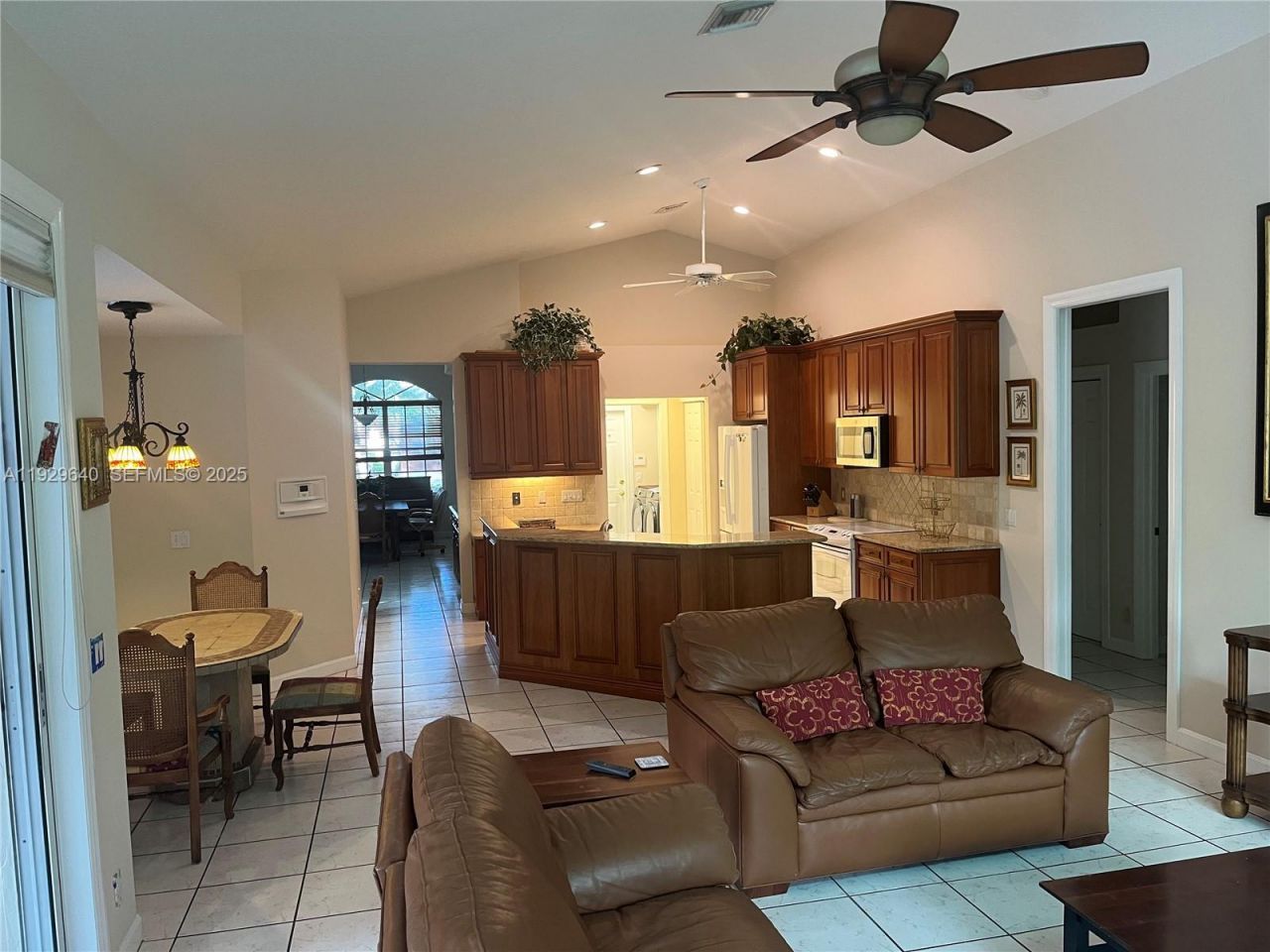 123 Victorian Ln, Jupiter, FL 33458 Photo