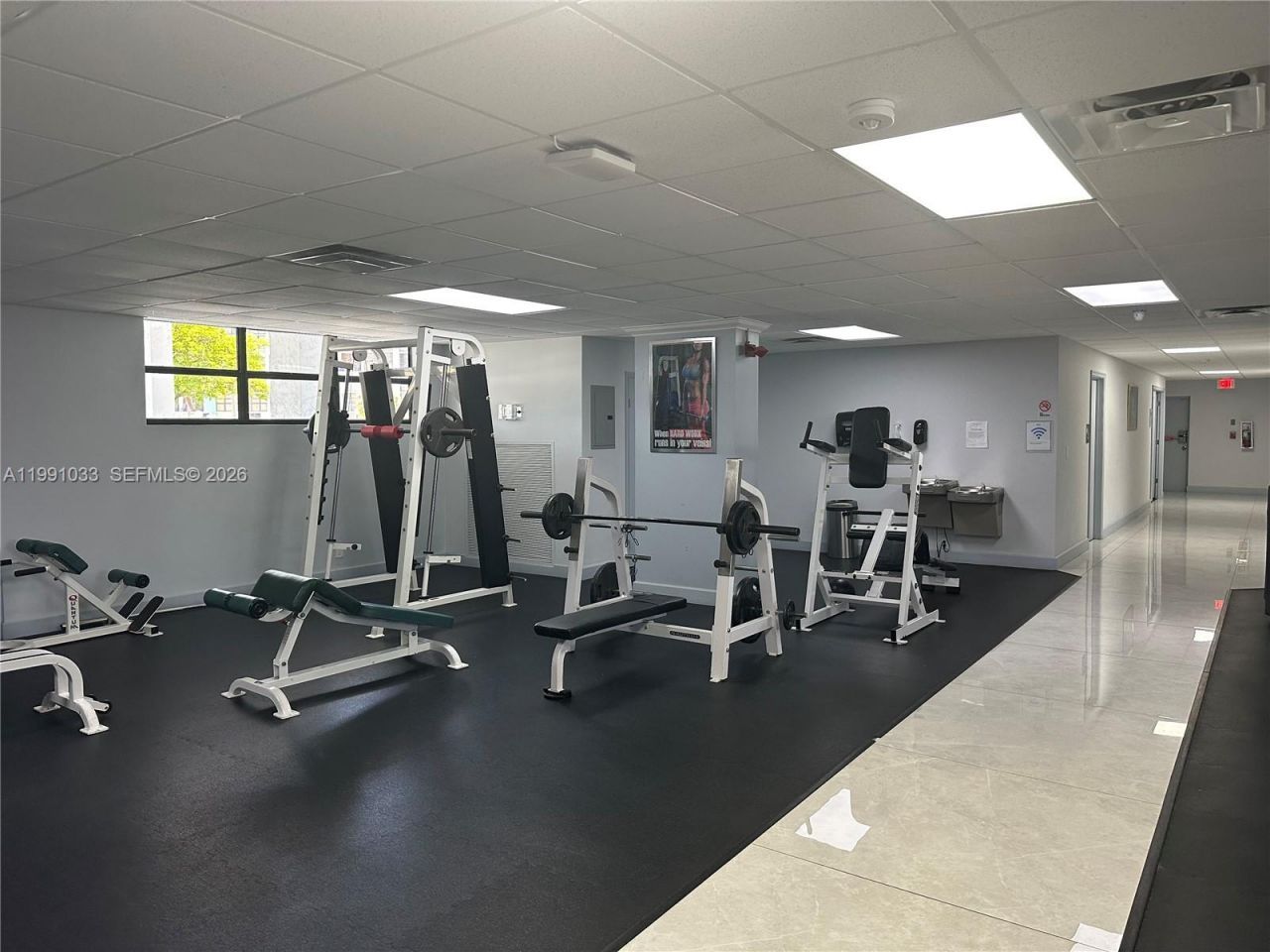 600 Parkview Dr, Unit 717, Hallandale Beach, FL 33009 Photo