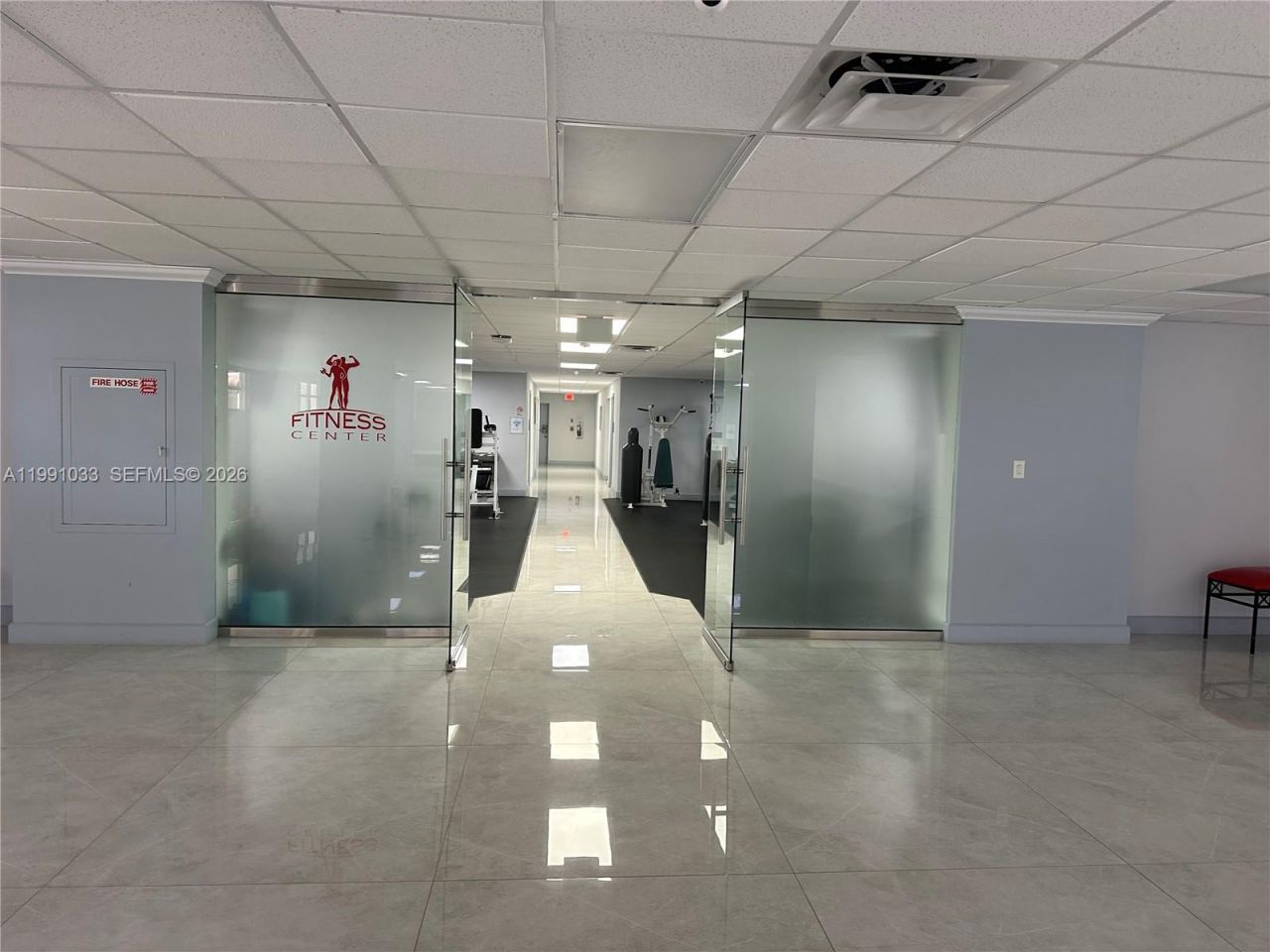 600 Parkview Dr, Unit 717, Hallandale Beach, FL 33009 Photo