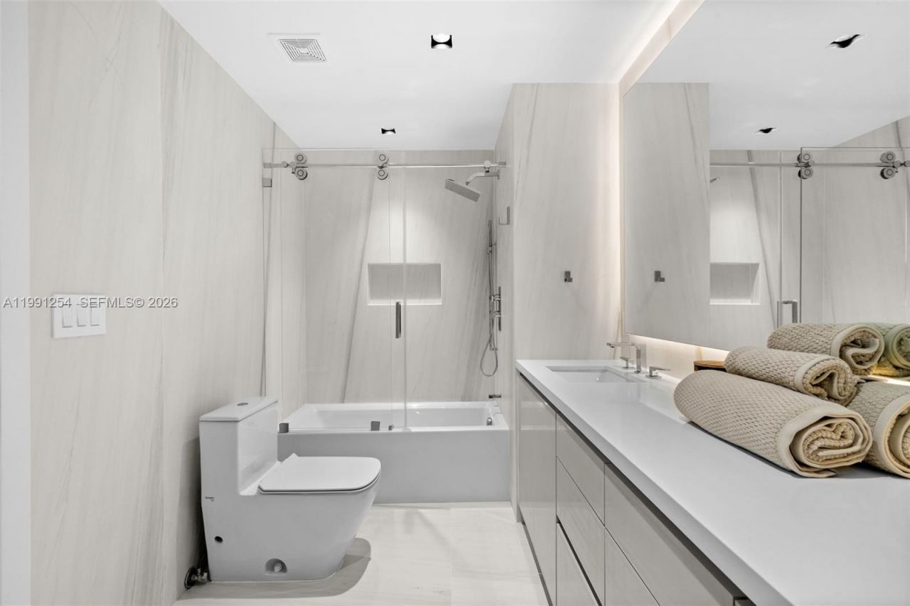 9601 Collins Ave, Unit 808, Bal Harbour, FL 33154 Photo