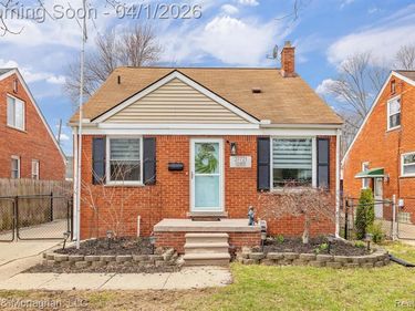 27721 Grant Street, St. Clair Shores, MI 48081