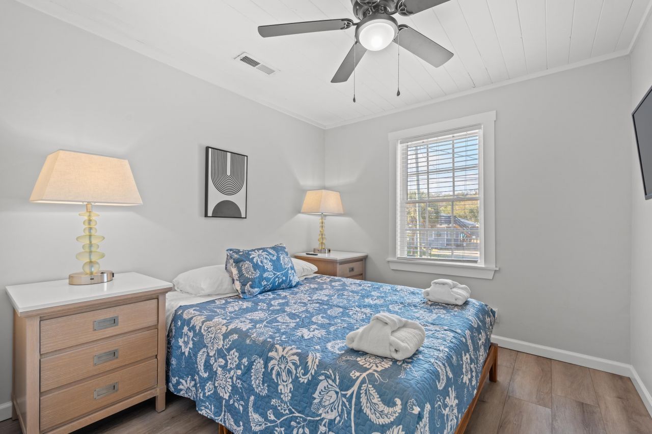 214 2nd Ave. S Photo 13