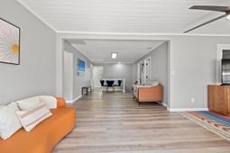 214 2nd Ave. S photo 4