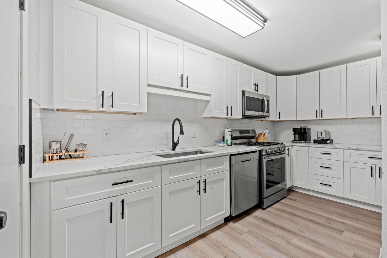 214 2nd Ave. S Photo 22