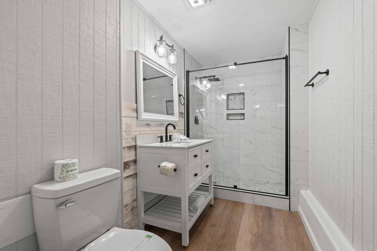 214 2nd Ave. S Photo 24