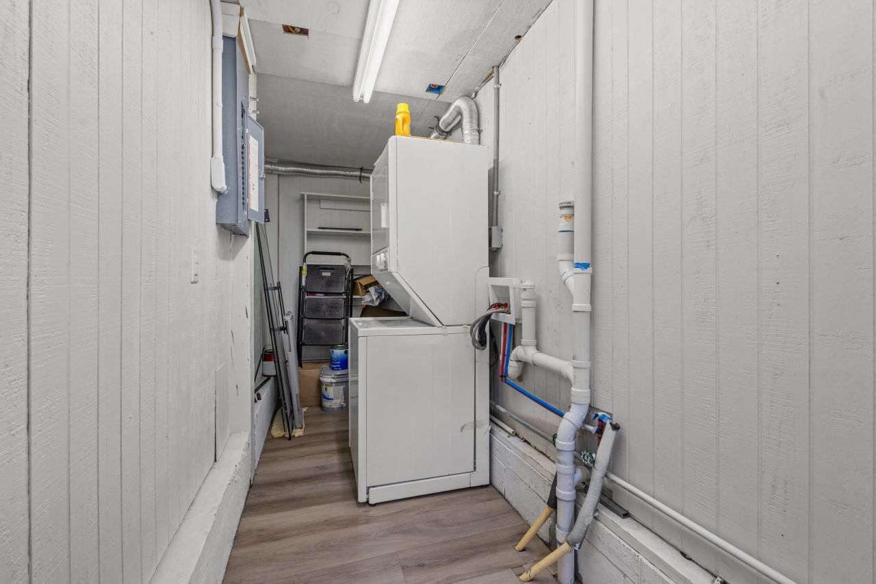 214 2nd Ave. S Photo 34