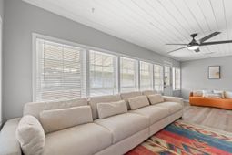 214 2nd Ave. S photo 4