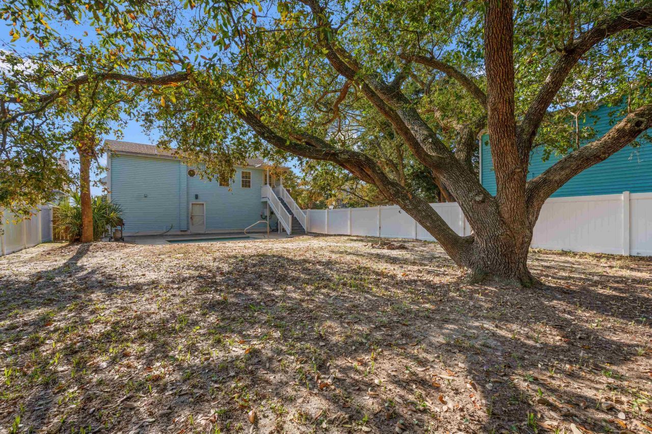 214 2nd Ave. S Photo 40