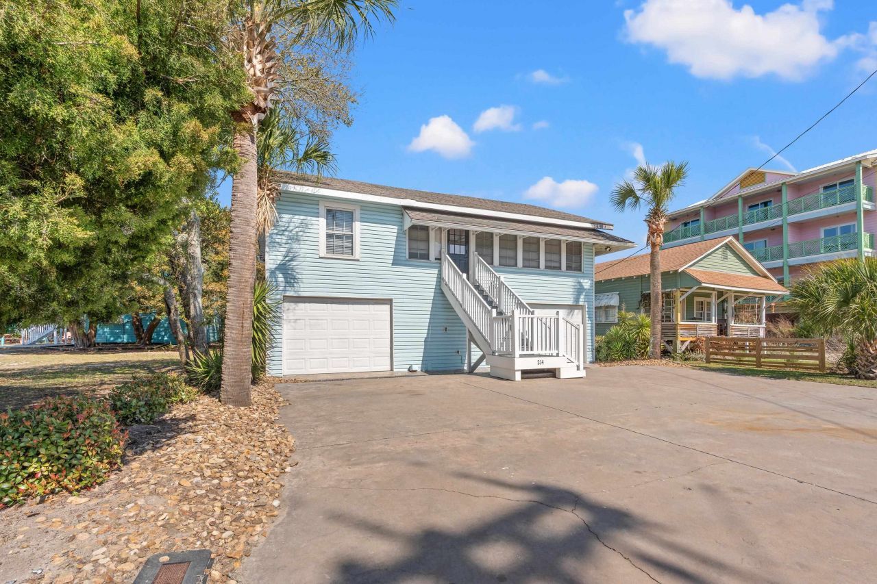 214 2nd Ave. S Photo 41