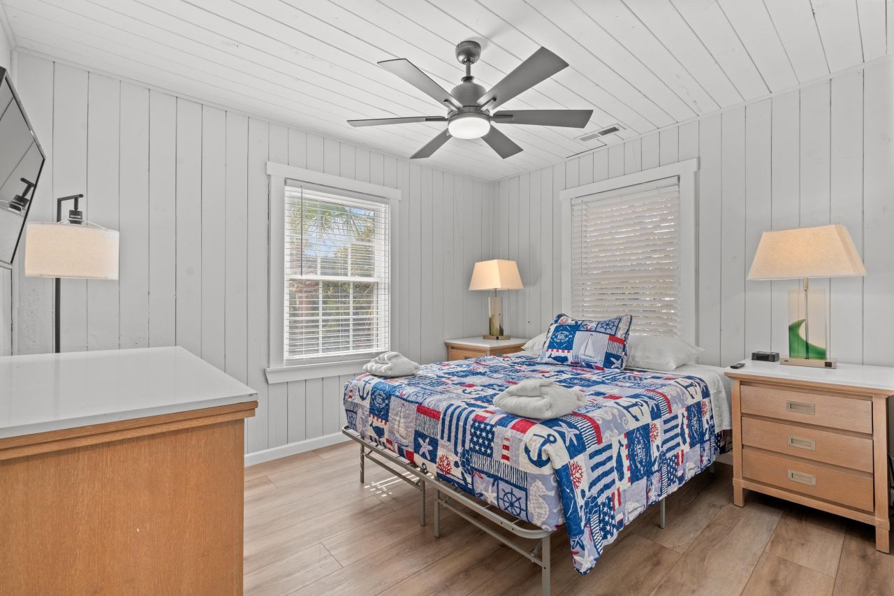 214 2nd Ave. S Photo 9