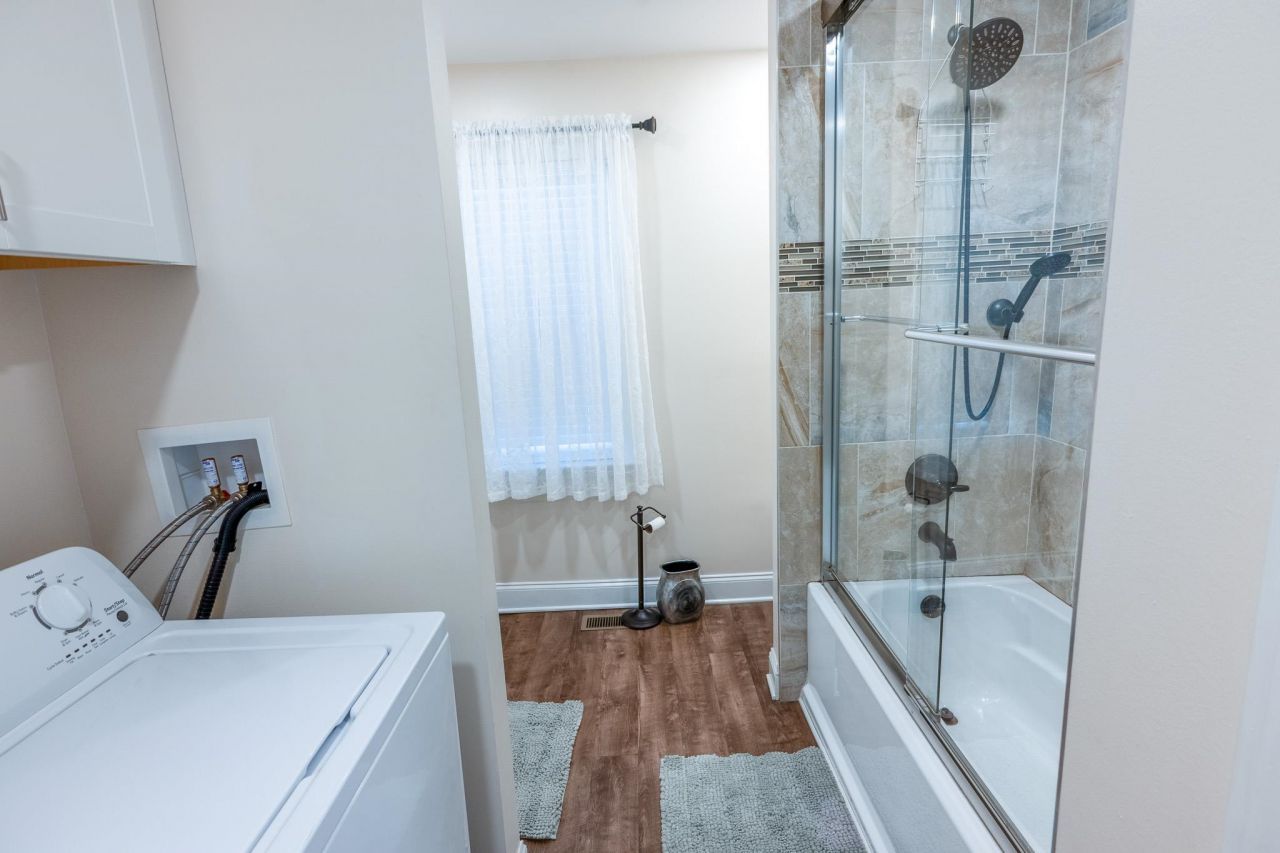 9700 Kings Rd. Photo 22