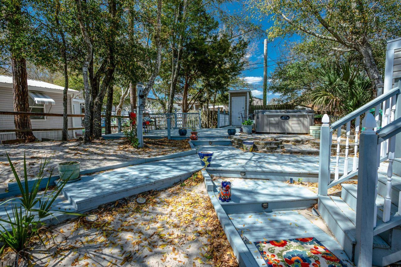 9700 Kings Rd. Photo 26