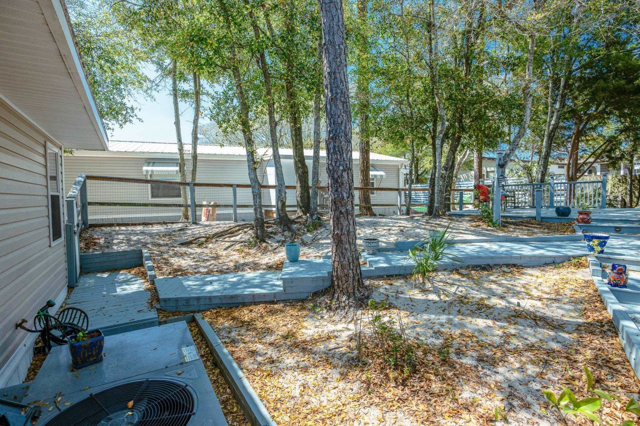 9700 Kings Rd. Photo 43