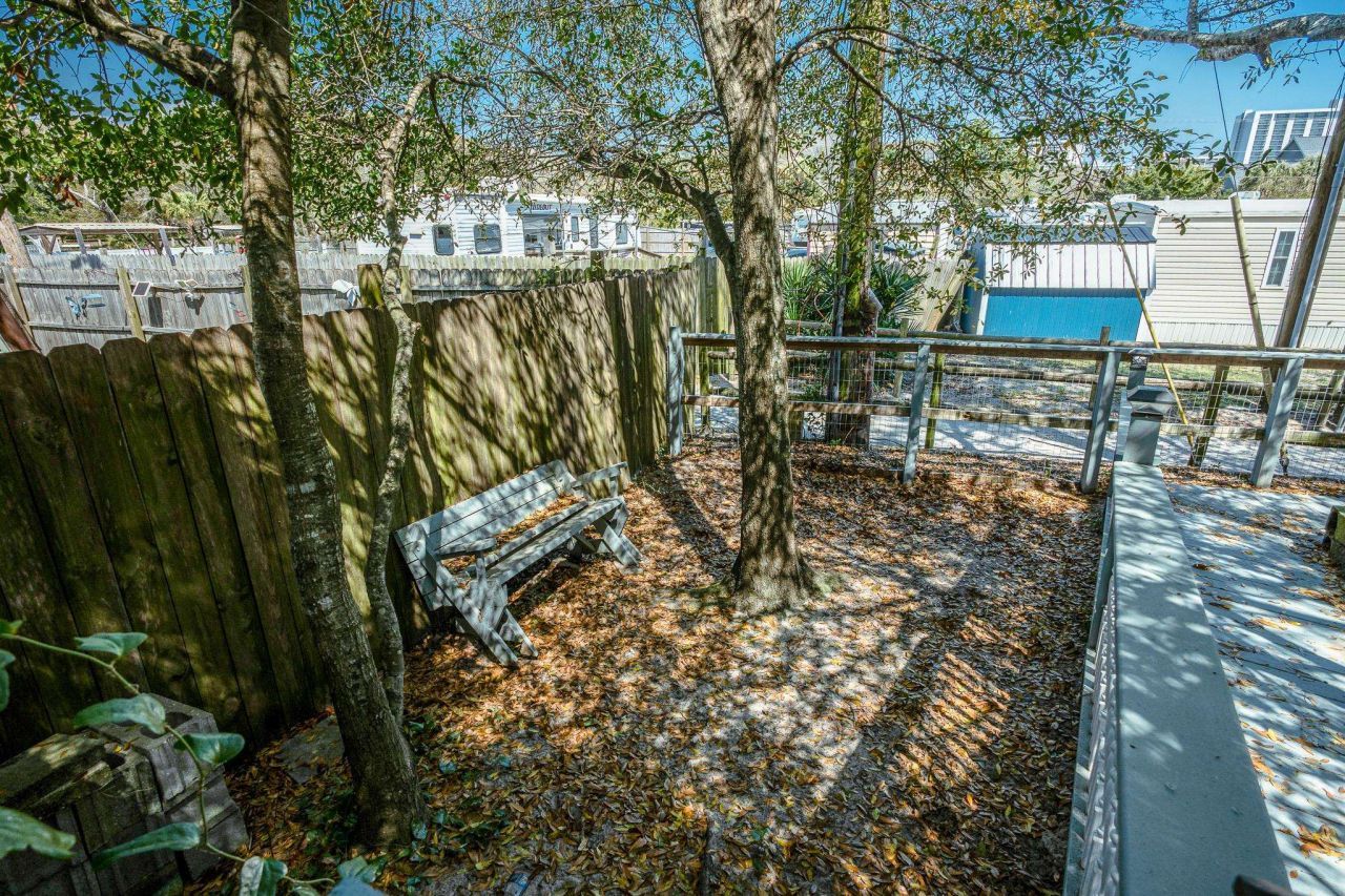 9700 Kings Rd. Photo 45