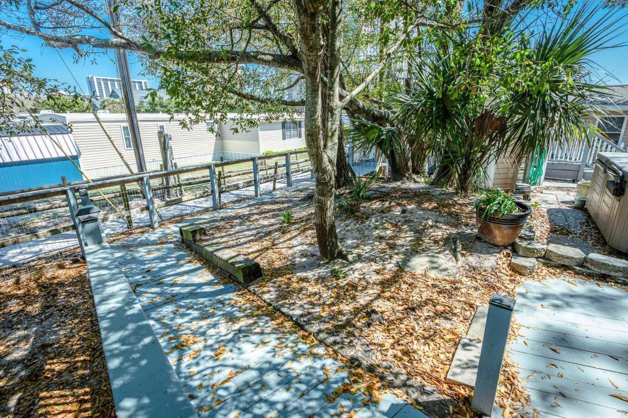 9700 Kings Rd. Photo 46