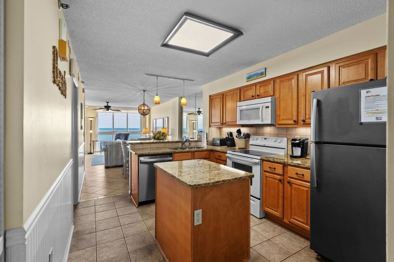 2507 S Ocean Blvd. Photo 4