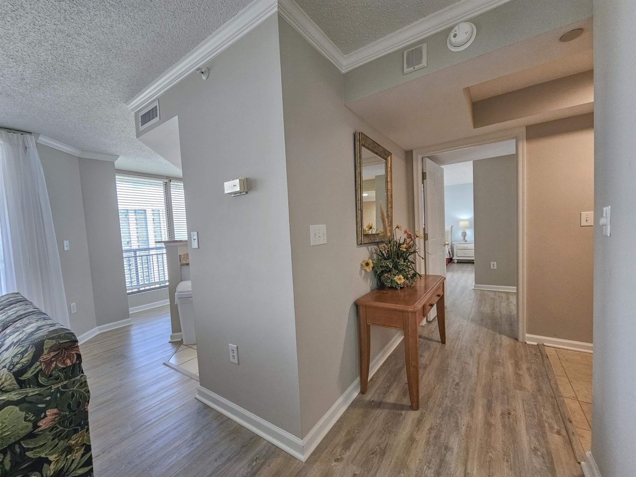 8560 Queensway Blvd.  Photo 38