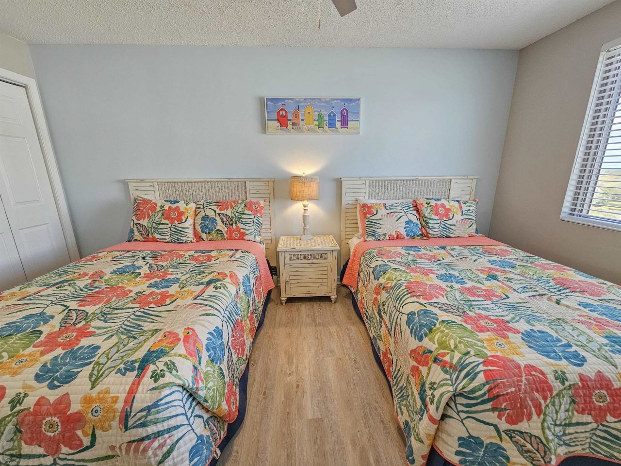 8560 Queensway Blvd.  Photo 47